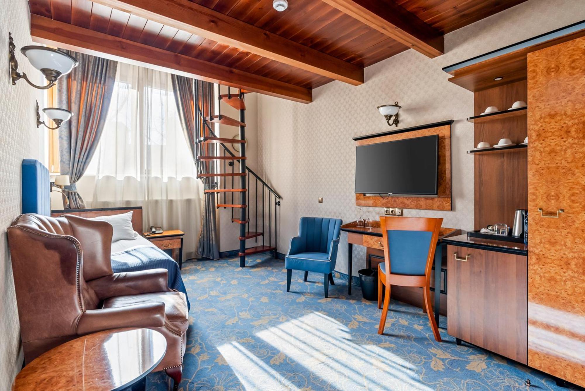 Hotel Diament Plaza Gliwice Ngoại thất bức ảnh