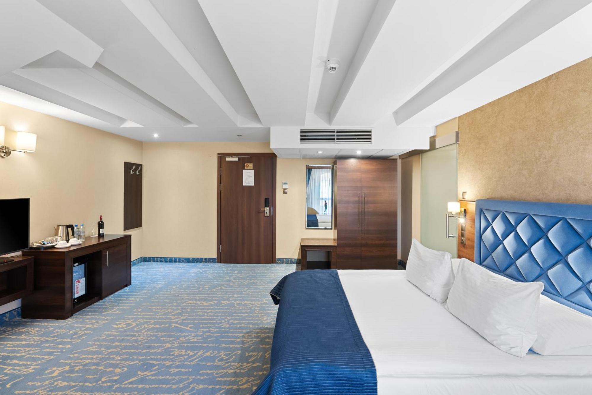 Hotel Diament Plaza Gliwice Ngoại thất bức ảnh