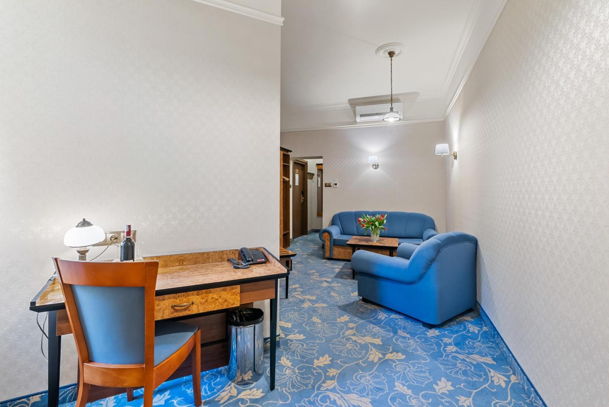 Hotel Diament Plaza Gliwice Ngoại thất bức ảnh