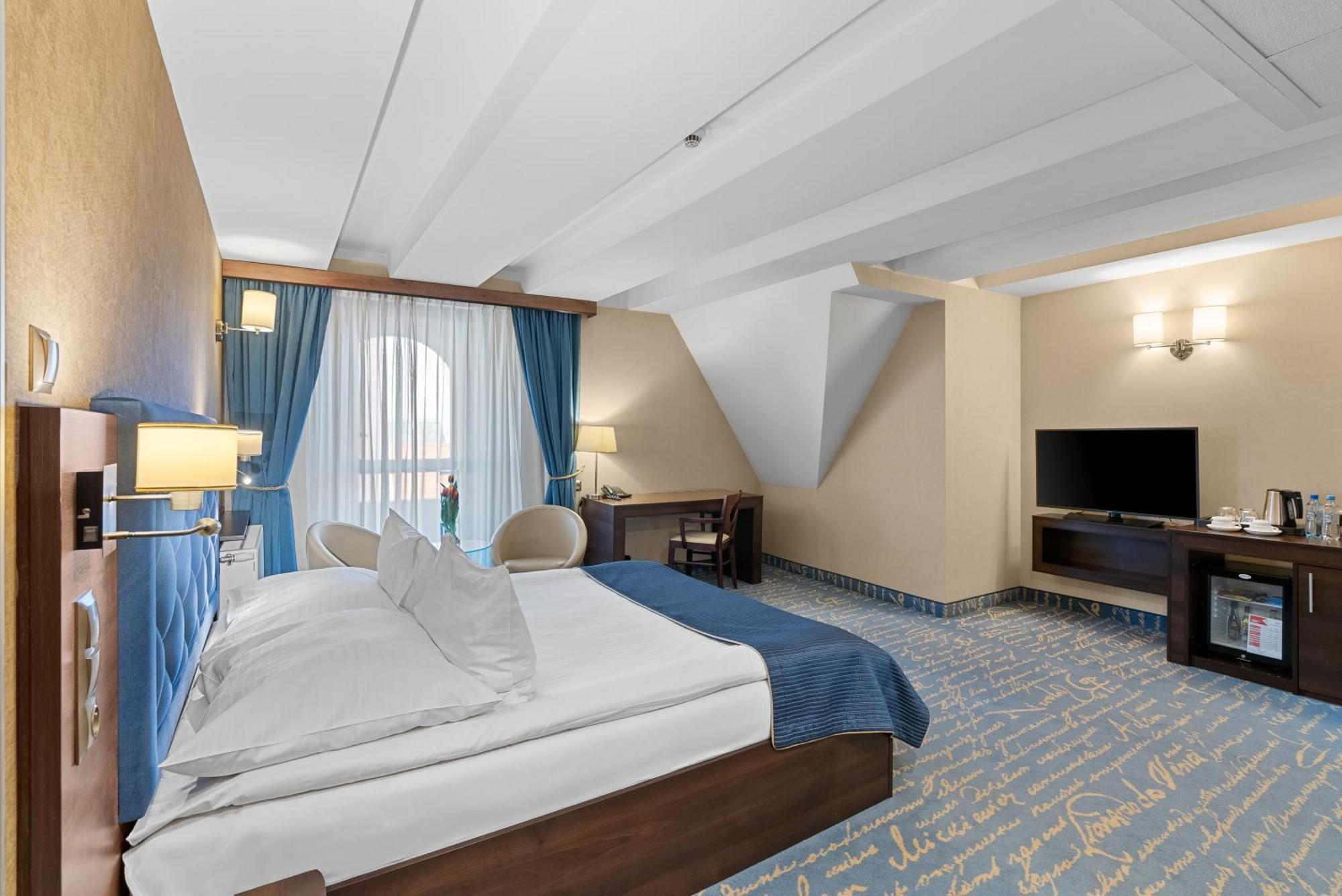 Hotel Diament Plaza Gliwice Ngoại thất bức ảnh
