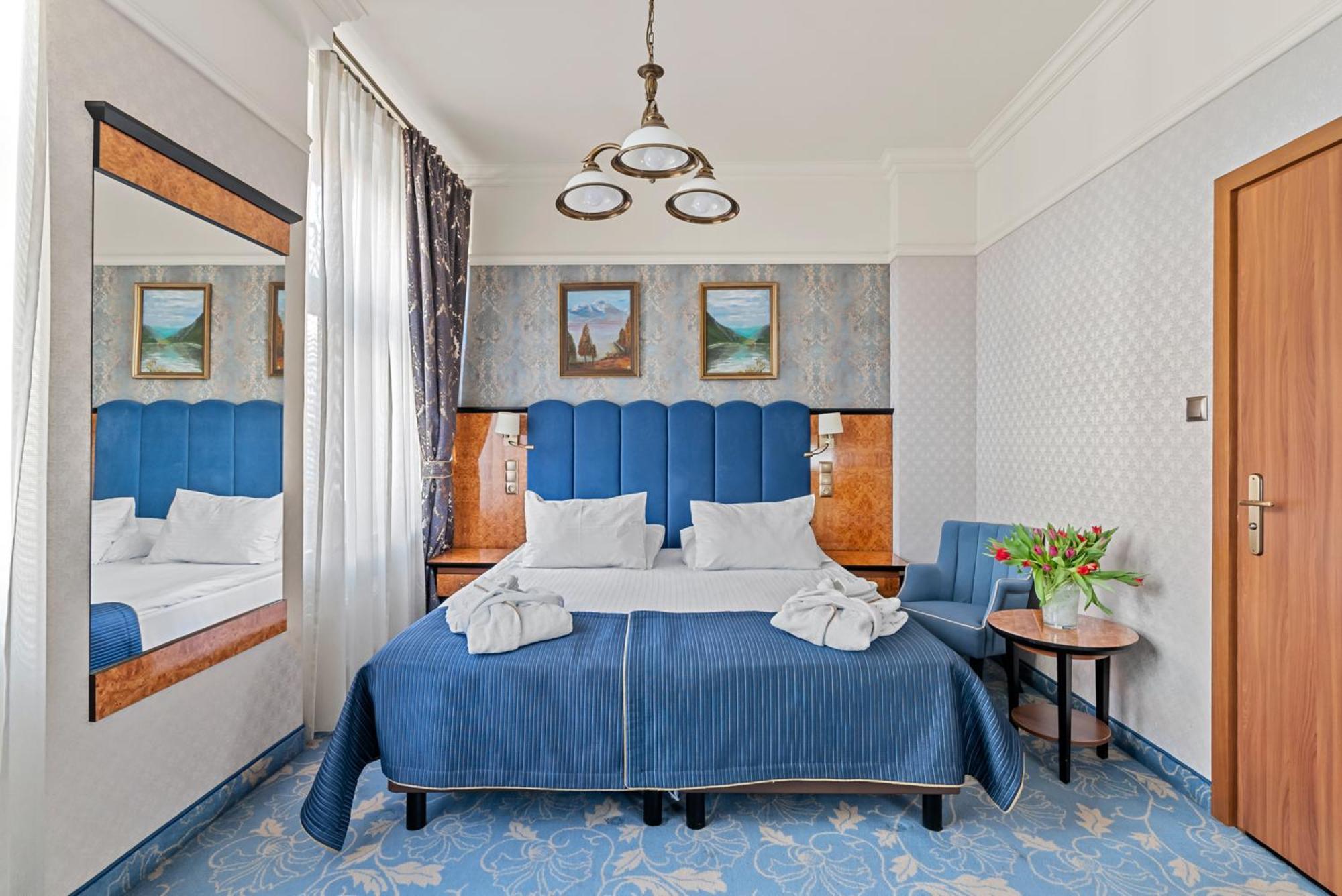 Hotel Diament Plaza Gliwice Ngoại thất bức ảnh