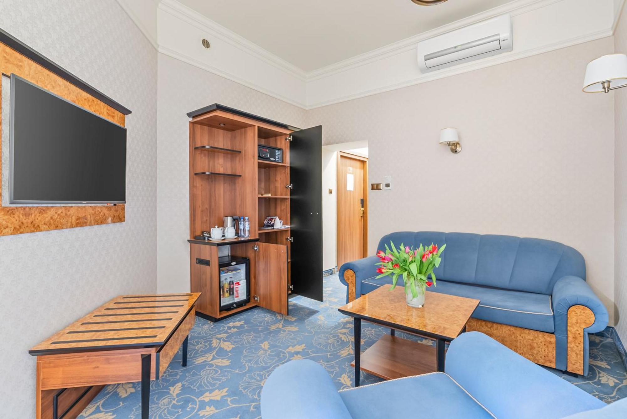 Hotel Diament Plaza Gliwice Ngoại thất bức ảnh